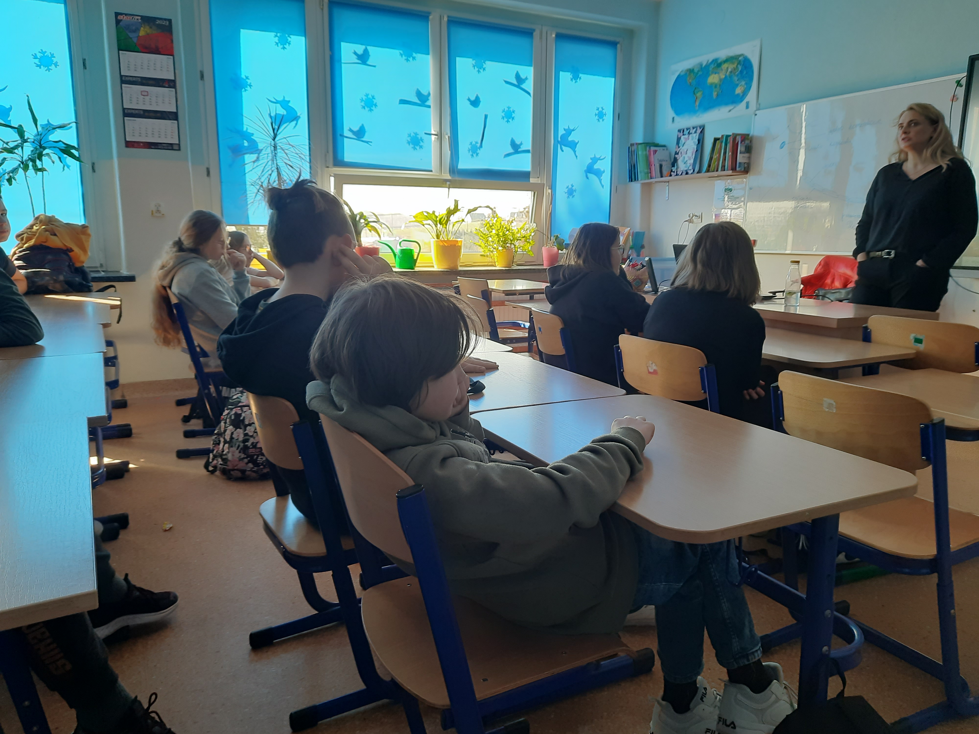 "Włącz myślenie, odrzuć uzależnienie. Program profilaktyki uzależnień behawioralnych"